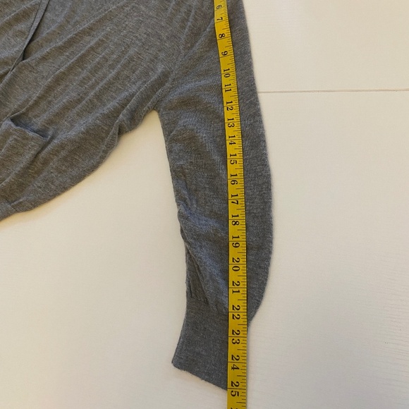 Vince 100% cashmere Ruched Button Front Cardigan Size Medium - Picture 13 of 15